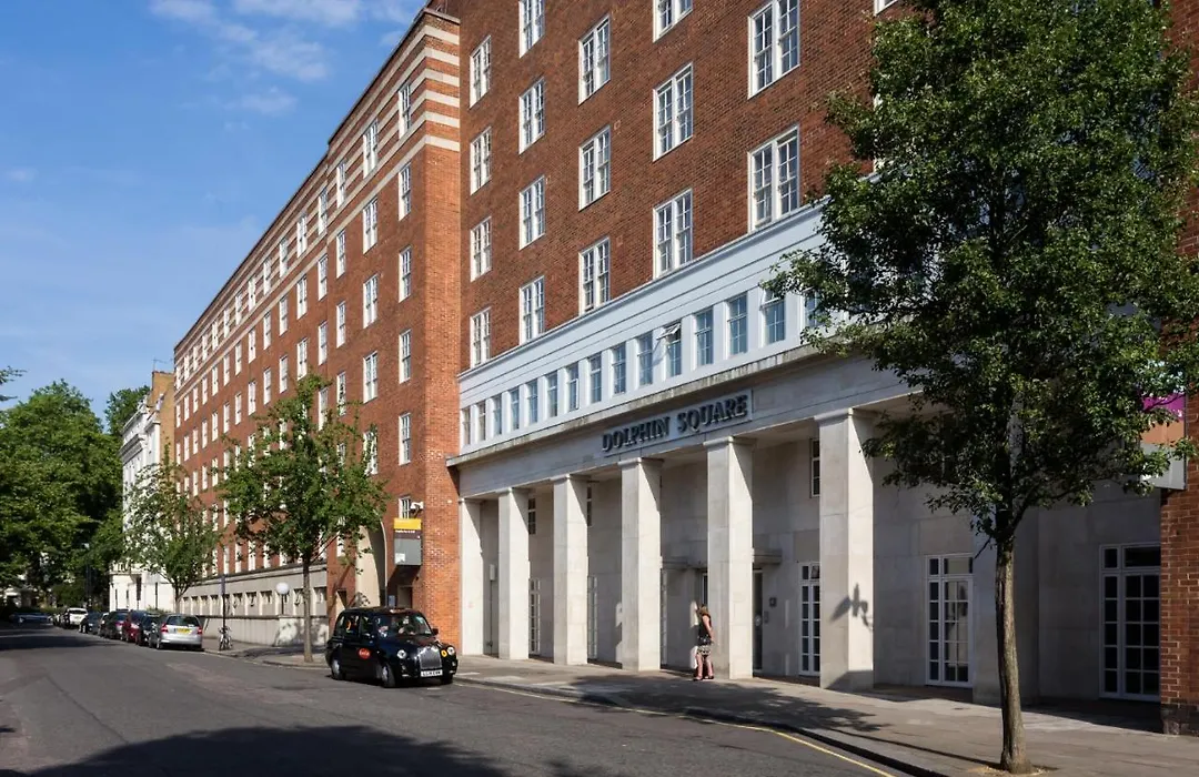 Dolphin House Serviced Apartments-1